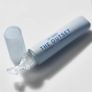 Outset Lip Oasis Glossy Treatment